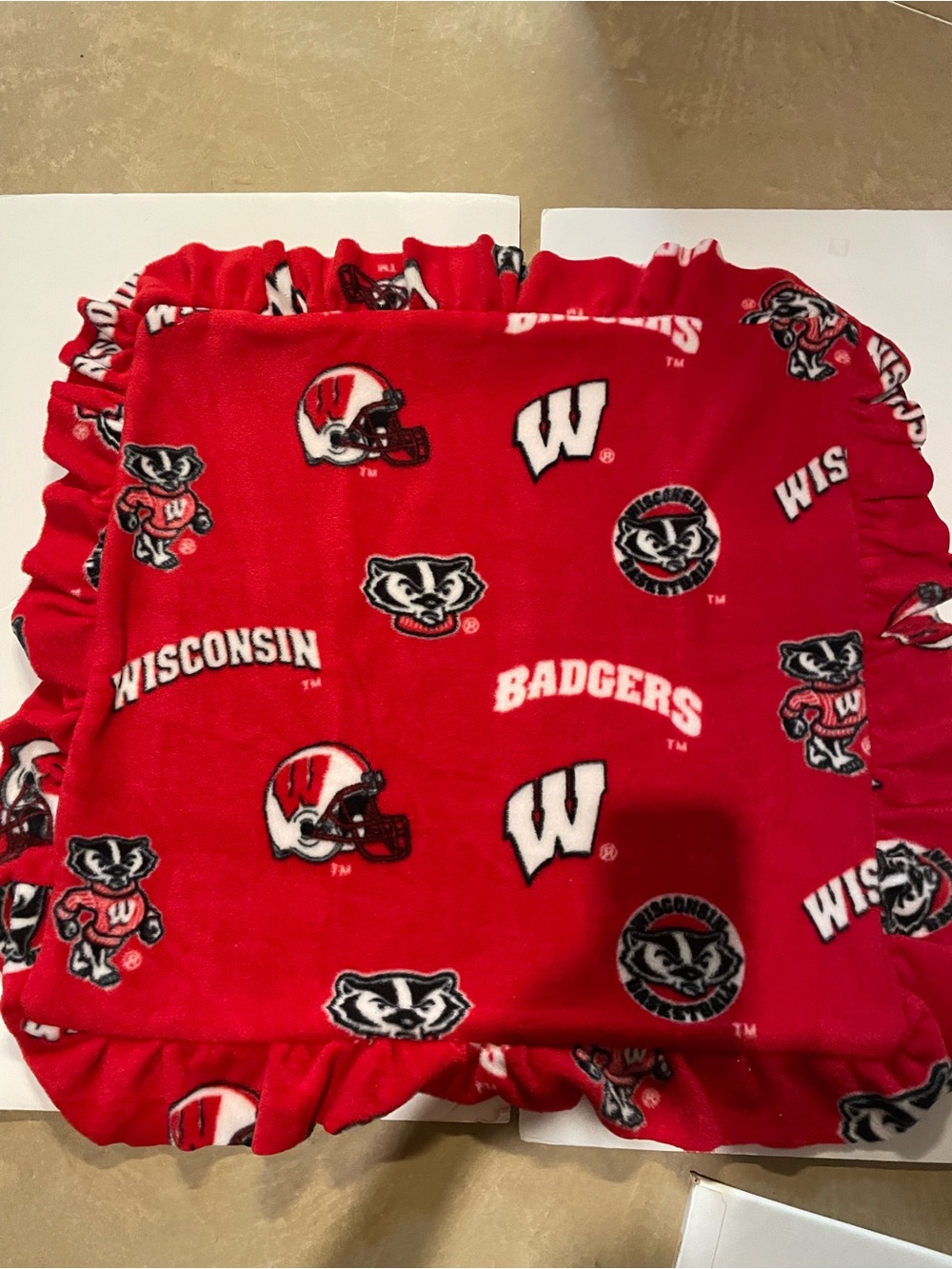 Wisconsin Badgers Red Fleece Ruffled Receiving Blanket